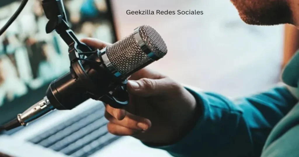 Geekzilla Redes Sociales 1